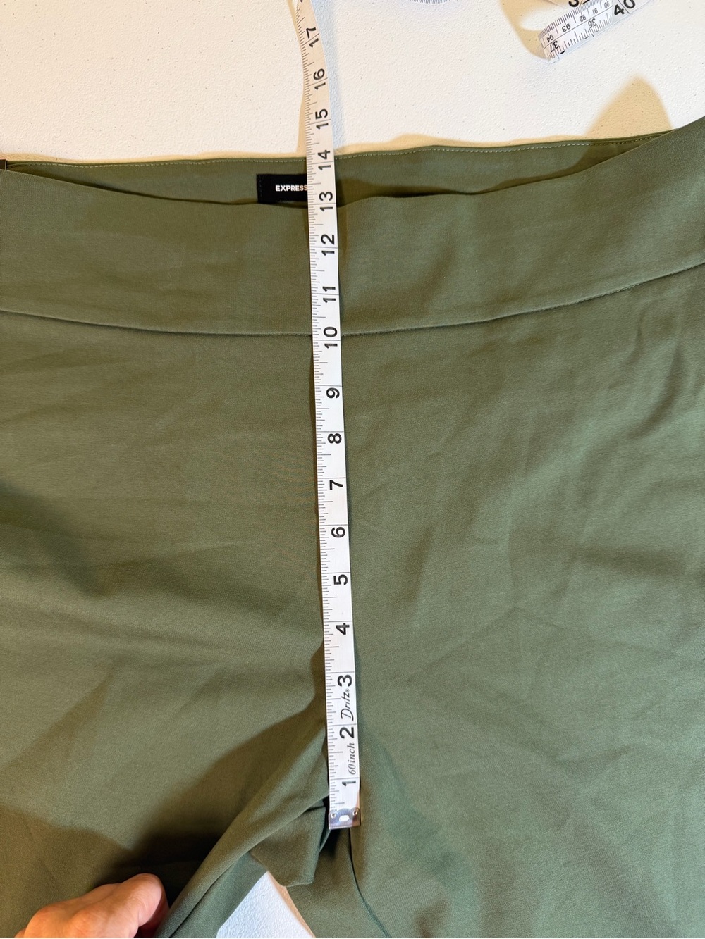 Express Olive Green Pull-On Ankle Pants Size XL High Rise Stretch Slim Leg NWT - Picture 2 of 10